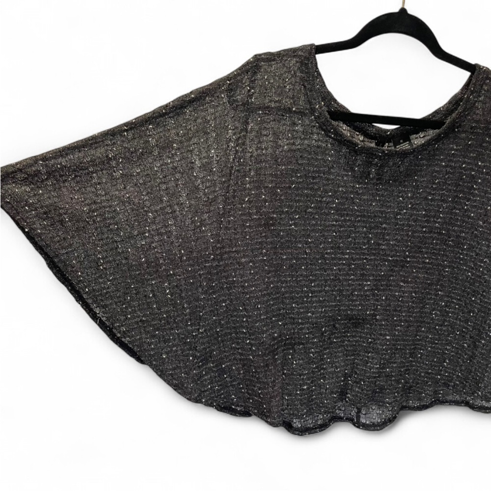 New Directions Shimmer Metallic Knit Poncho Crop Top Charcoal Grey M Disco Party - Picture 3 of 7